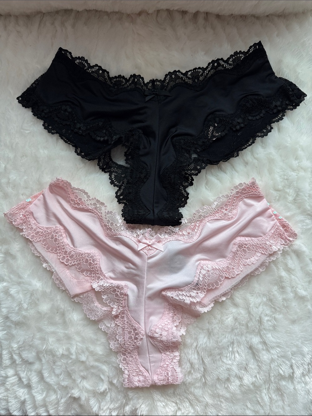 Victoria's Secret Lace Trim Cheeky Panty Set - Black & Light Pink Size S